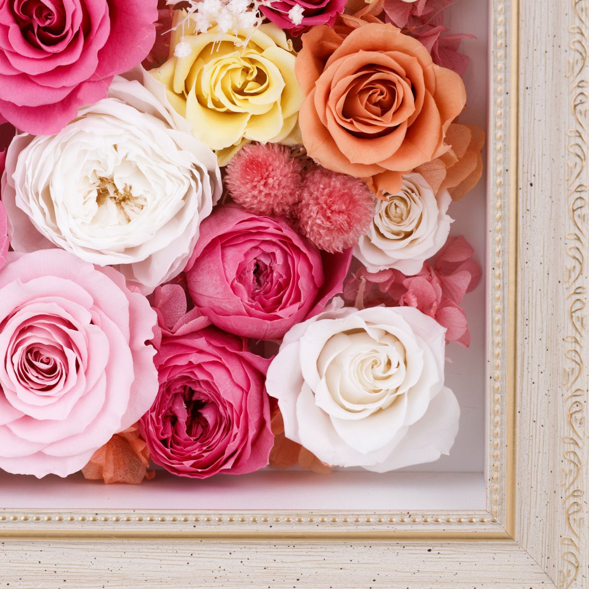 プリザーブドフラワー[358][359]