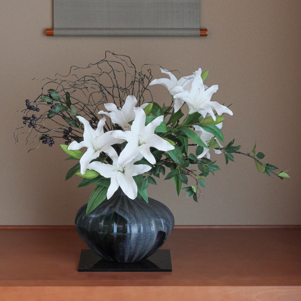 カサブランカリリー アレンジメント [P-11B]