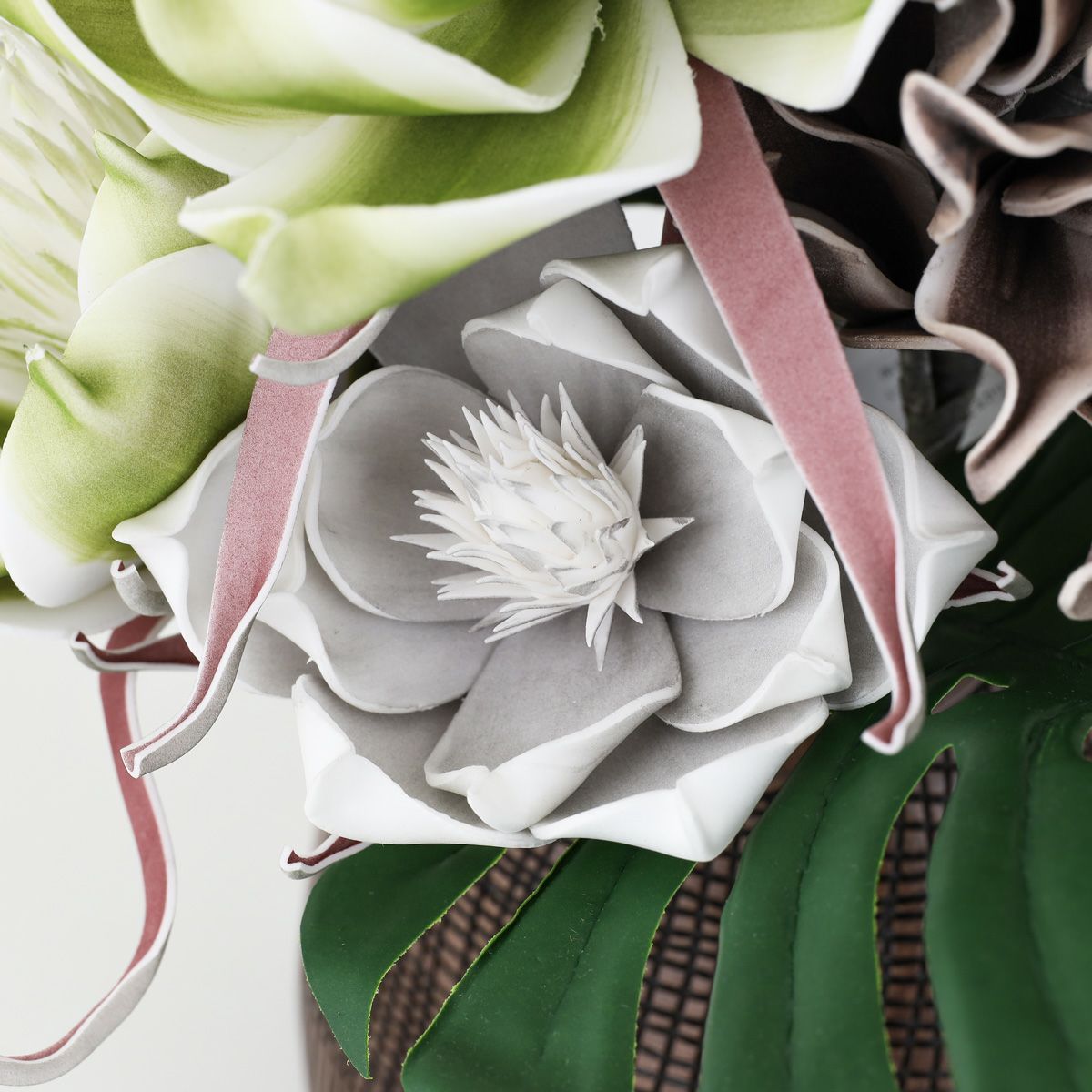 セピアフラワー グリーンフラワー アレンジメント [52]