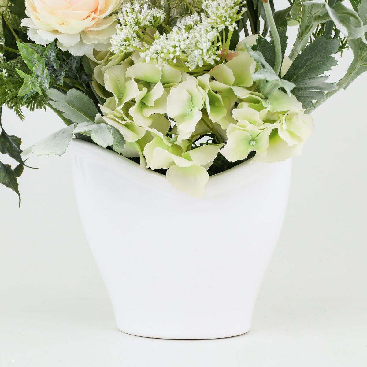 胡蝶蘭 ラナンキュラス アレンジメント [WEB504A]