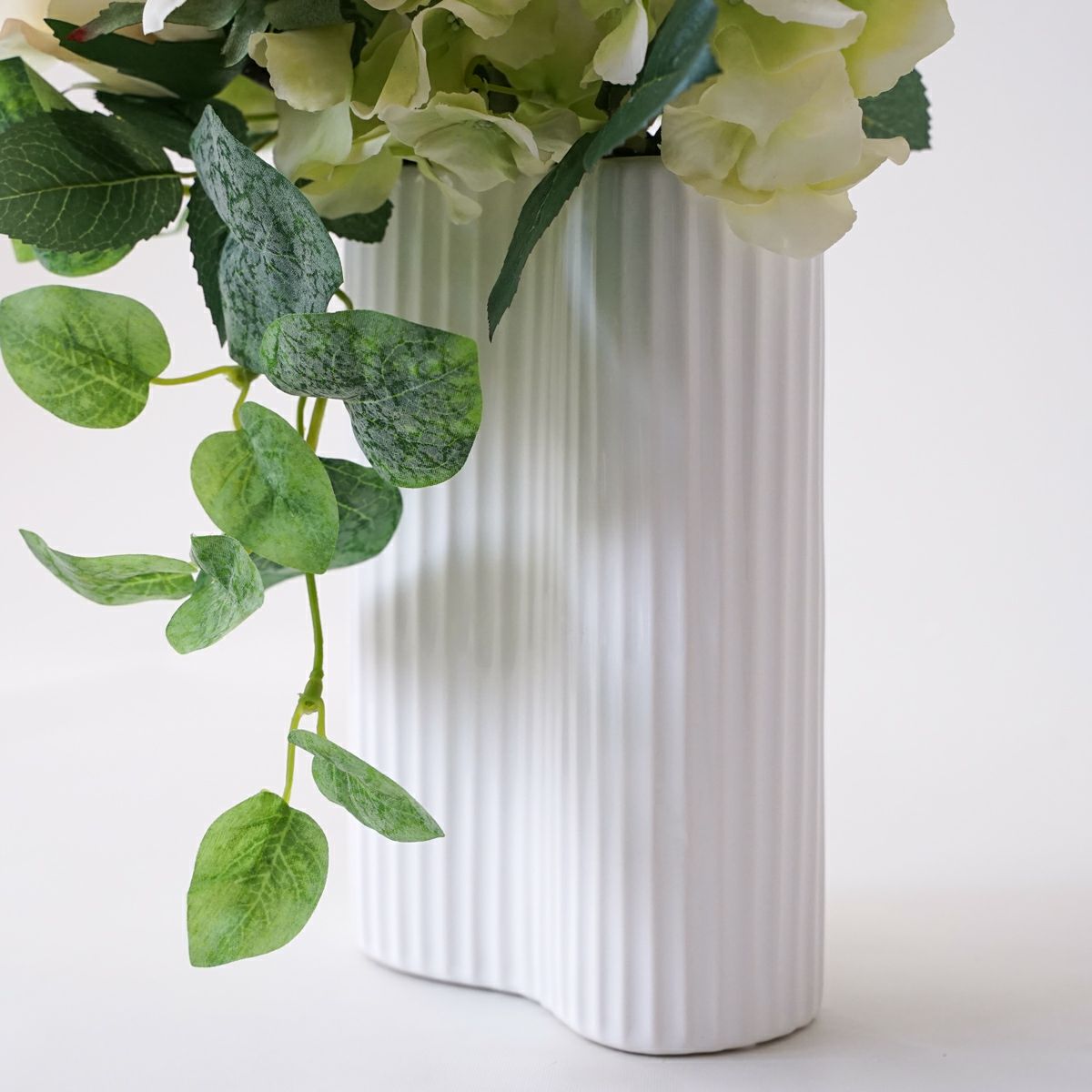 10%OFF】ホワイトローズ アレンジメント [56] BA アーティフィシャル