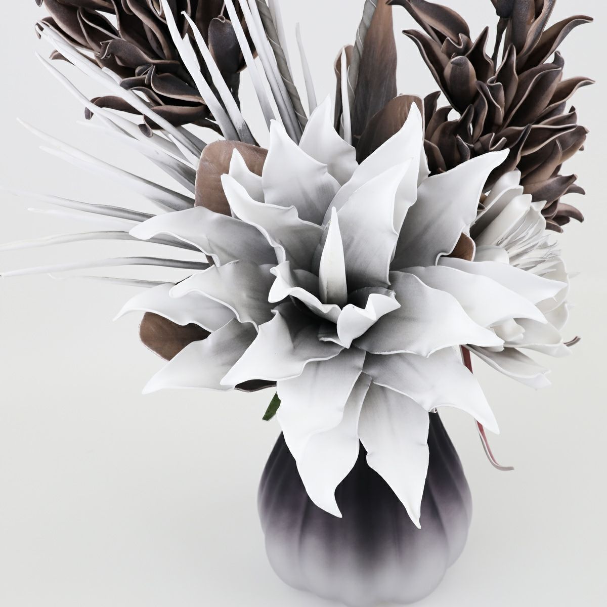 セピアフラワー アレンジメント [62]