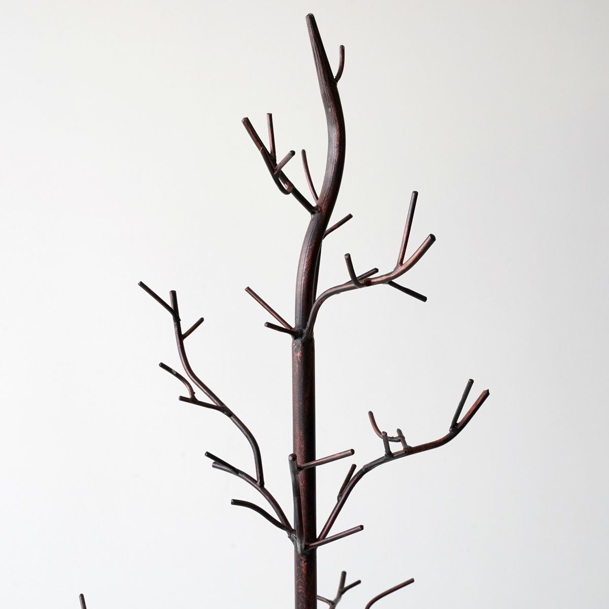 ツリー型アイアンスタンド