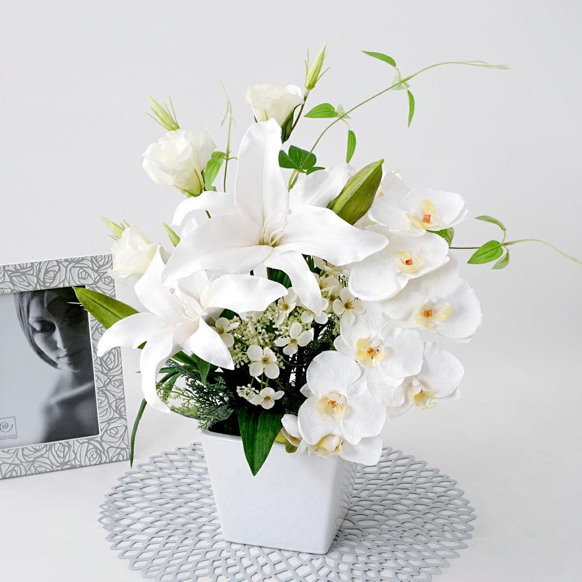 《オンライン限定》お供え カサブランカリリーアレンジ[WEB348B]