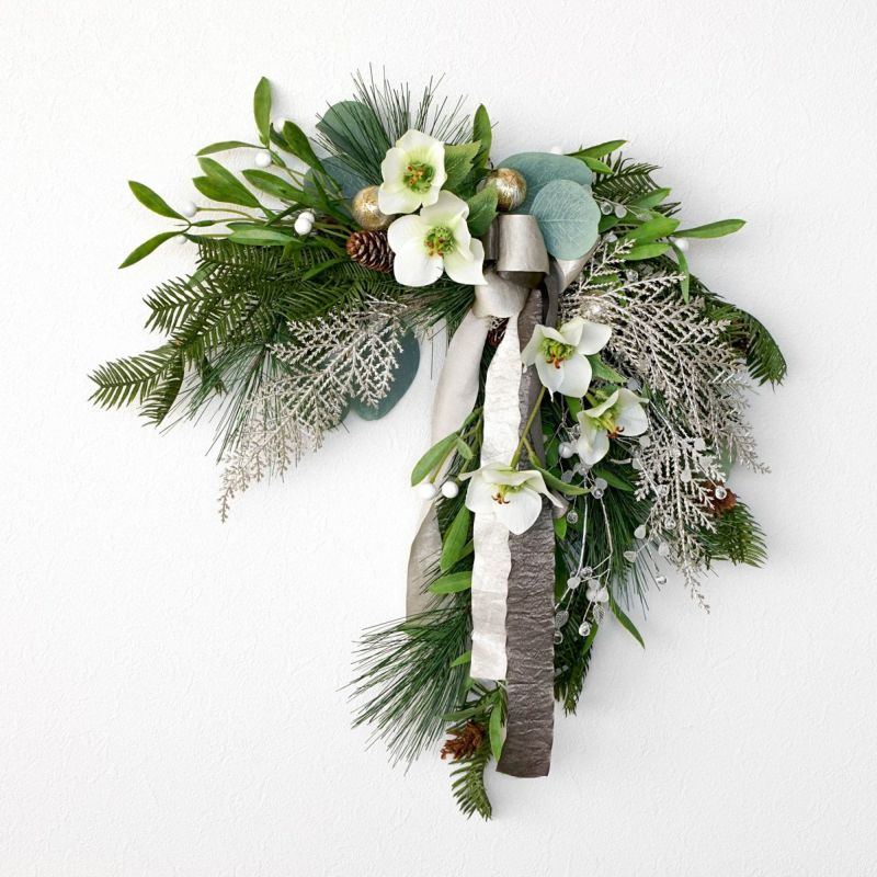 【クリスマスコレクション2025】 クリスマスローズ クレッセントリース [XM-118A]